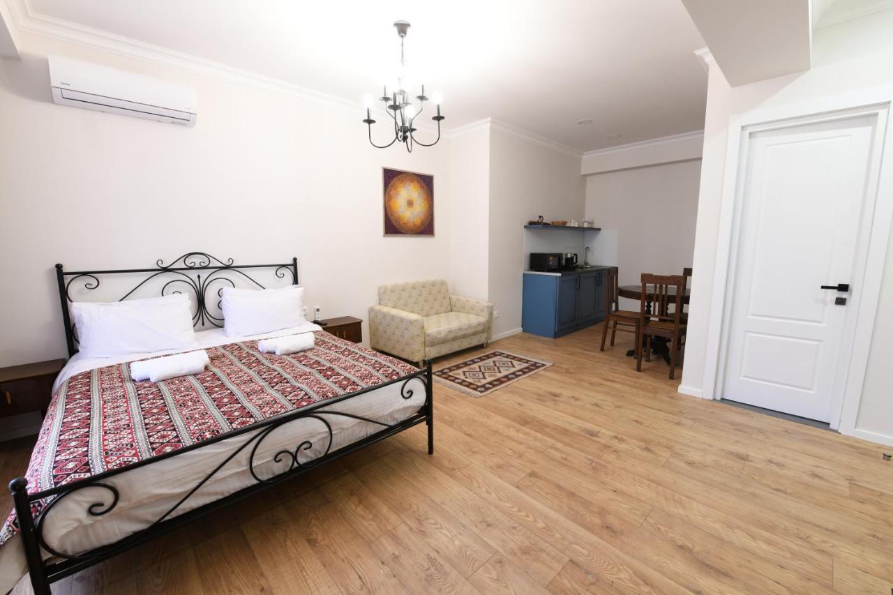 Batoni Apartments Tbilisi Buitenkant foto